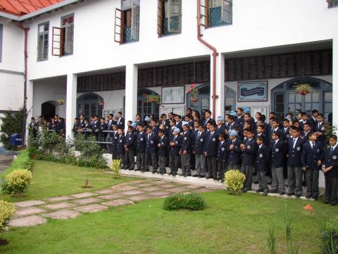 Students wait for the guests to arrive